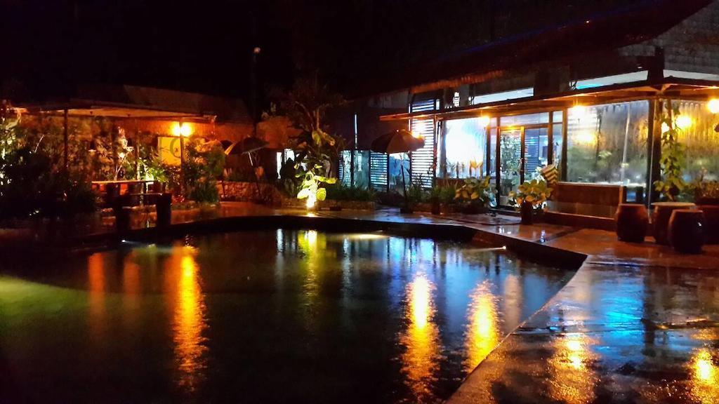 The Vareeya Resort Бан-Пакхлок Екстер'єр фото